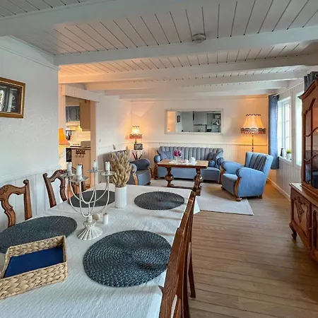 2 Bedroom Lovely In Feriehus *