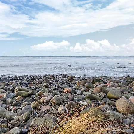 2 Bedroom Lovely In Borhaug